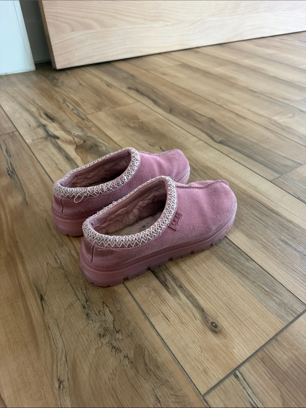 UGG soft pink